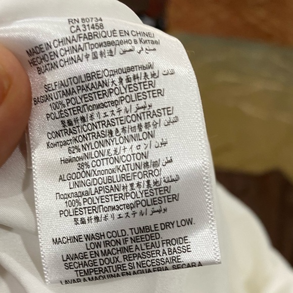 BCBGeneration white lace insert dress size 4 - Picture 12 of 14